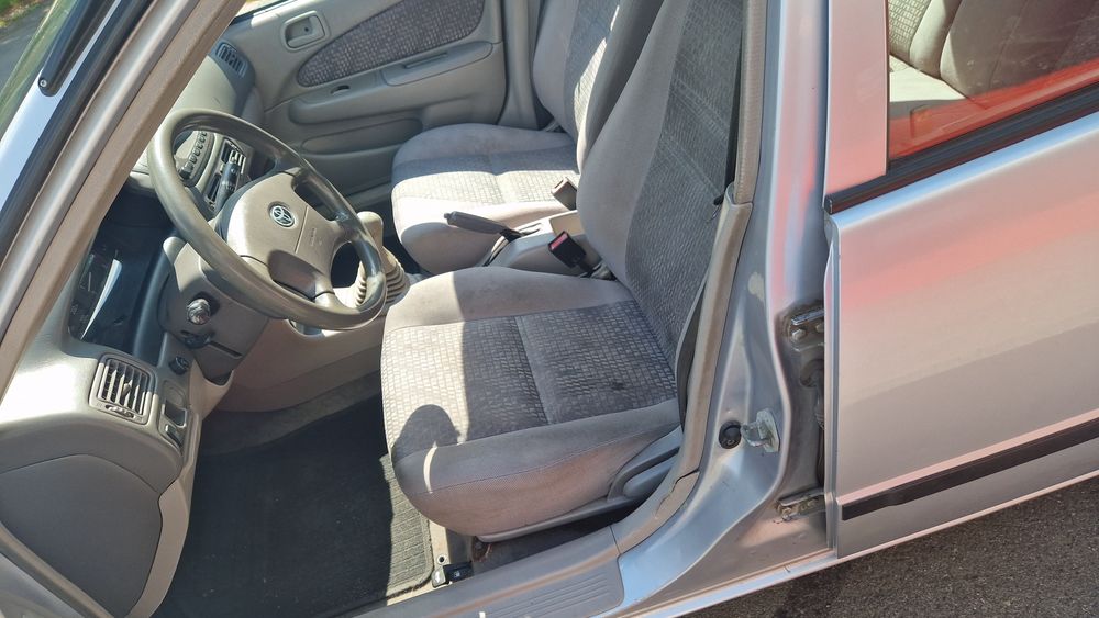 Toyota corolla e11
