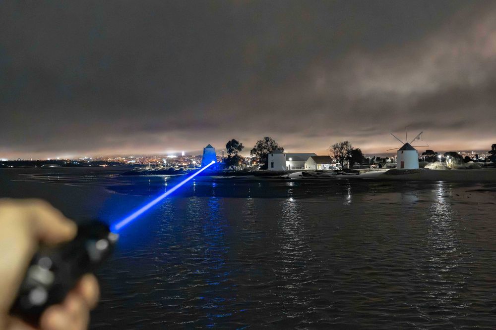 Laser azul de alta potência, novo.
