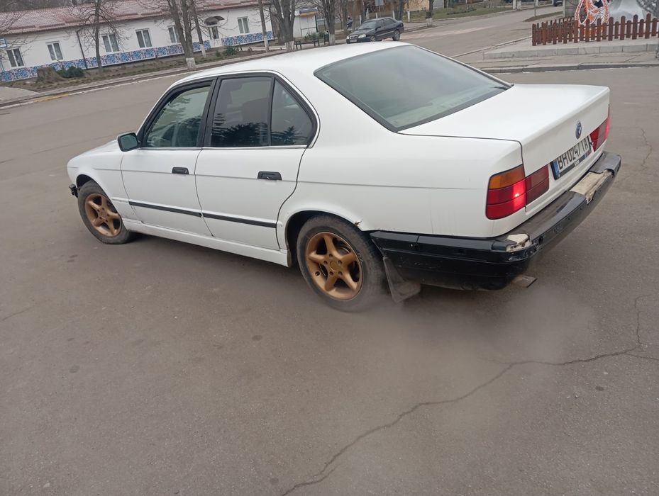 Продам BMW 34 срочно