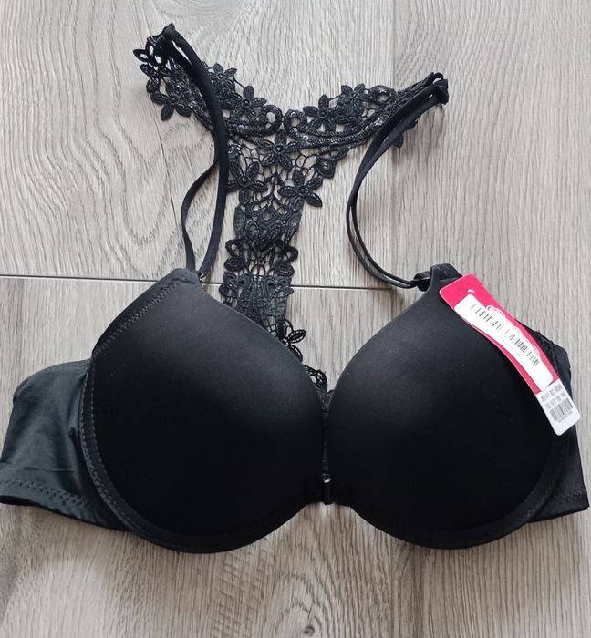 Biustonosz - koronka