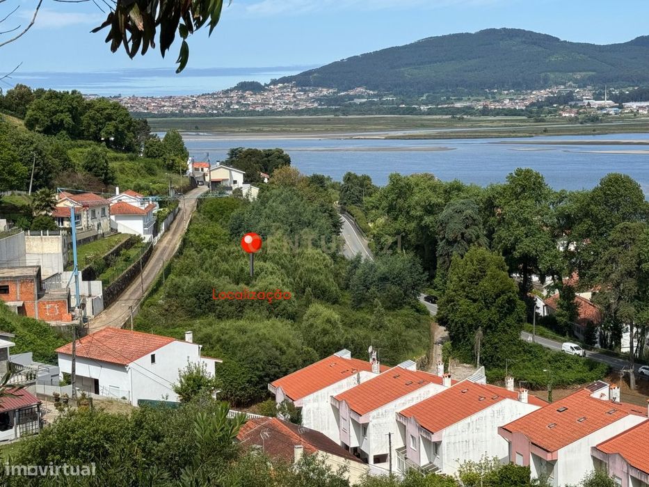 Terreno com 6000m2 em Seixas, Caminha - Com vista rio e bons acessos.