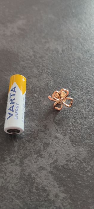 Broszka czterolistna koniczyna