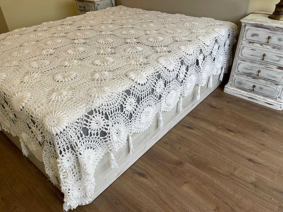 Colcha de Renda 220 x 240 cor branco - novo