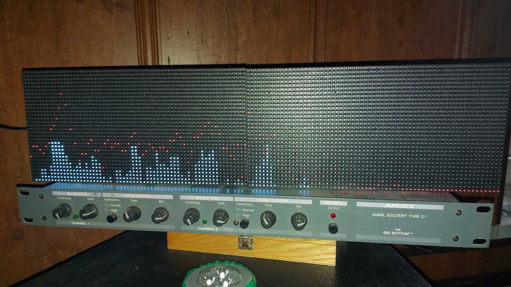 Графічний эквалайзер Klark Teknik Square SQ1G  8 000 грн