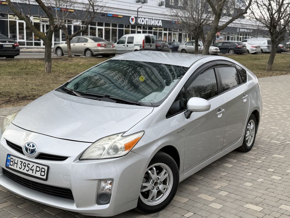 Срочная продажа Тоюта Приус