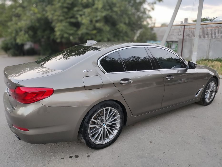 BMW 5 Series 2018 VIN WBAJA9C59JB252202 фото оголошення 7 з 24