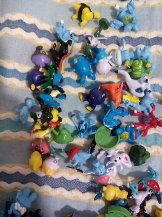 Figuras Pokémon 3/4 cms