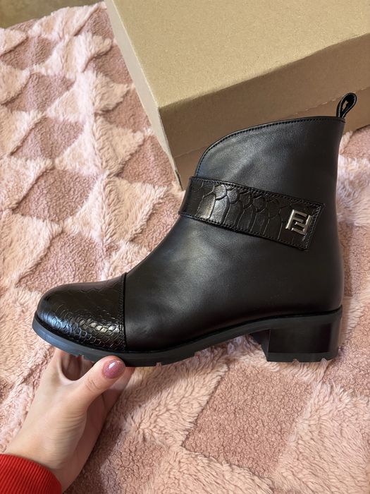 Черевики жіночі з натуральної шкіри