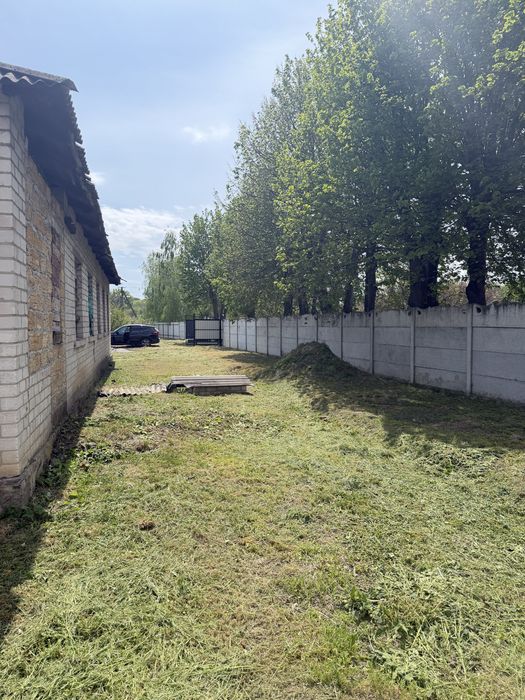 Продам бувший дитячий садок. Можна для будинку, бізнесу. 240кв м