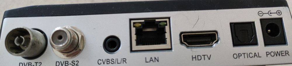 Tuner DVB-T2 + Dvbs-2  Mecool KIII pro 3GB RAM/16GB  flash  Android