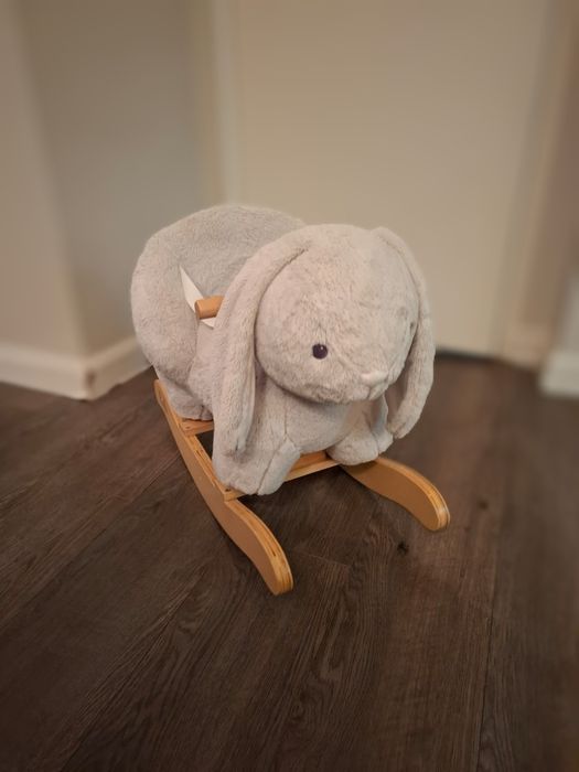 Baloiço Coelho peluche