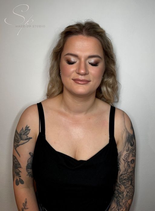 Makijaż okolicznościowy wieczorowy ślubny z dojazdem rzęsy brwi