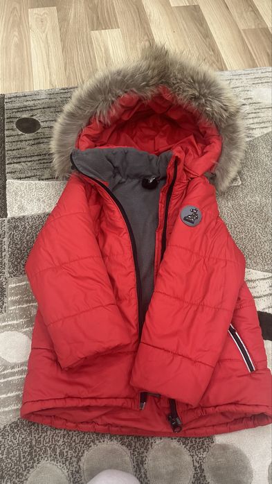 Комбінезон з натуральним мехом енота