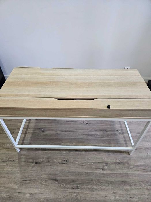 Secretária Alex 132x58 com Acessórios