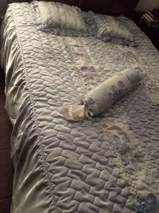 Colcha casal azul + almofadas