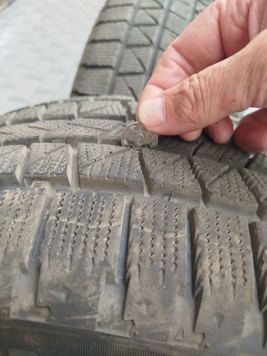 Шини 215/55/17 зима