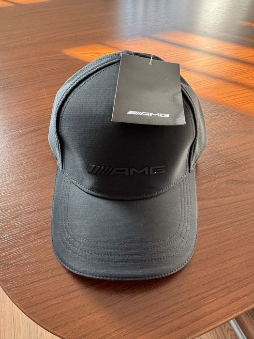 Sprzedam czapeczkę z daszkiem Mercedes Benz