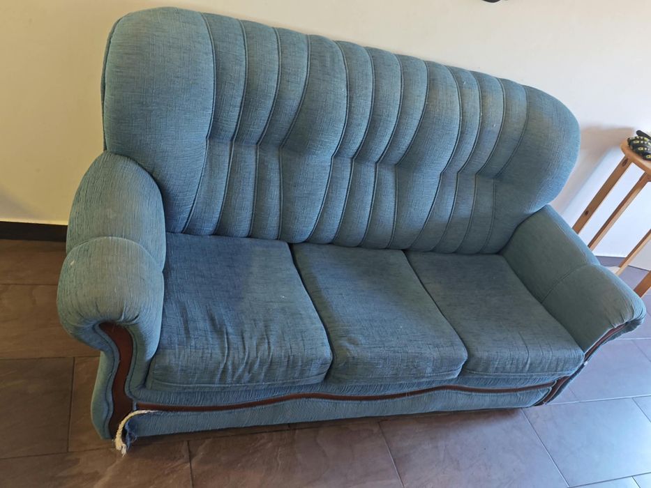 Sofá cama e poltrona