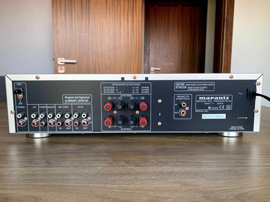 Amplificador Marantz PM 4400 OSE