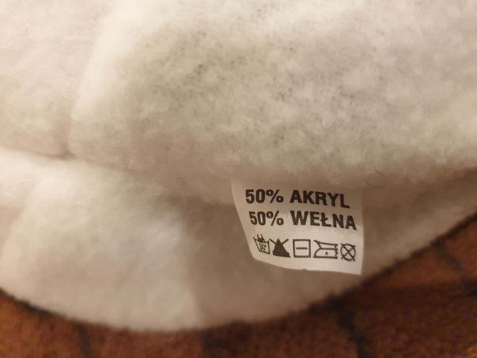 Czapka czapeczka zimowa cieplutka wełna