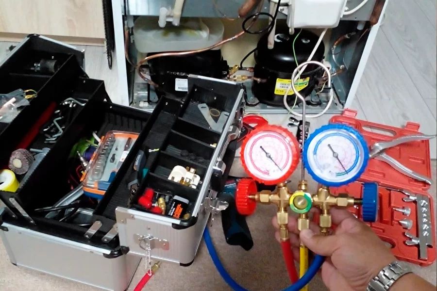 Ремонт холодильников, морозильных камер