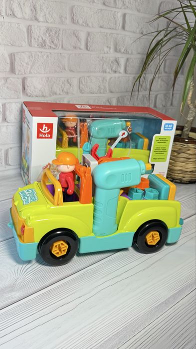 Музыкальная машинка-конструктор с инструментами  (789)