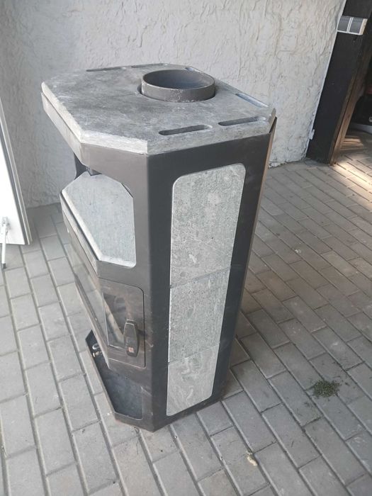 Kominek wolnostojący