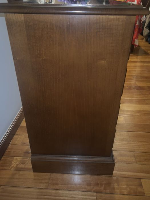 Mesinha cabeceira cerejeira 4 gavetas