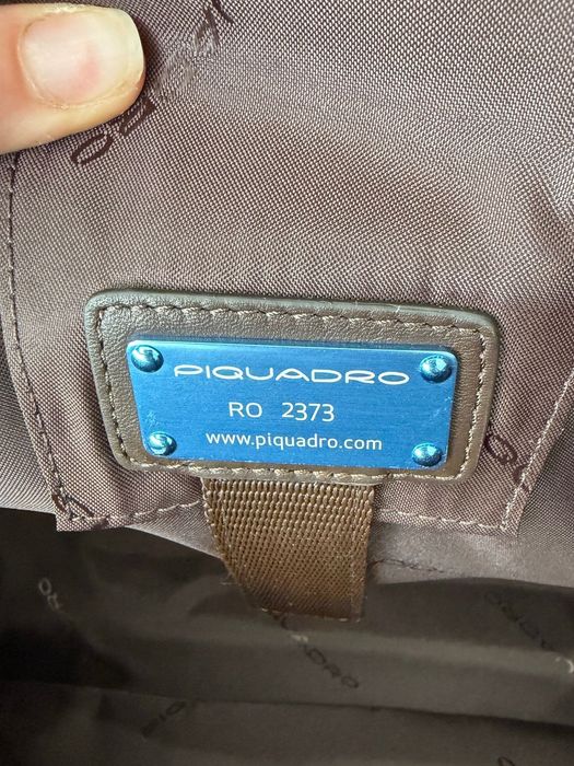 Шкіряна сумка під ноутбук та документи Piquadro