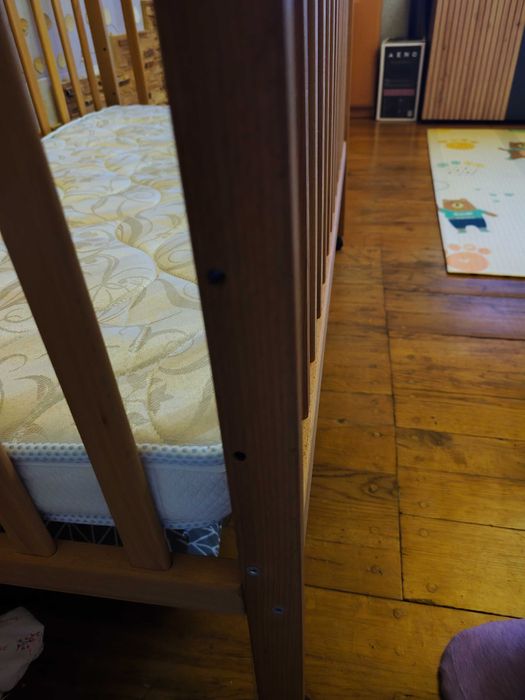 Дитяче ліжечко звичайне