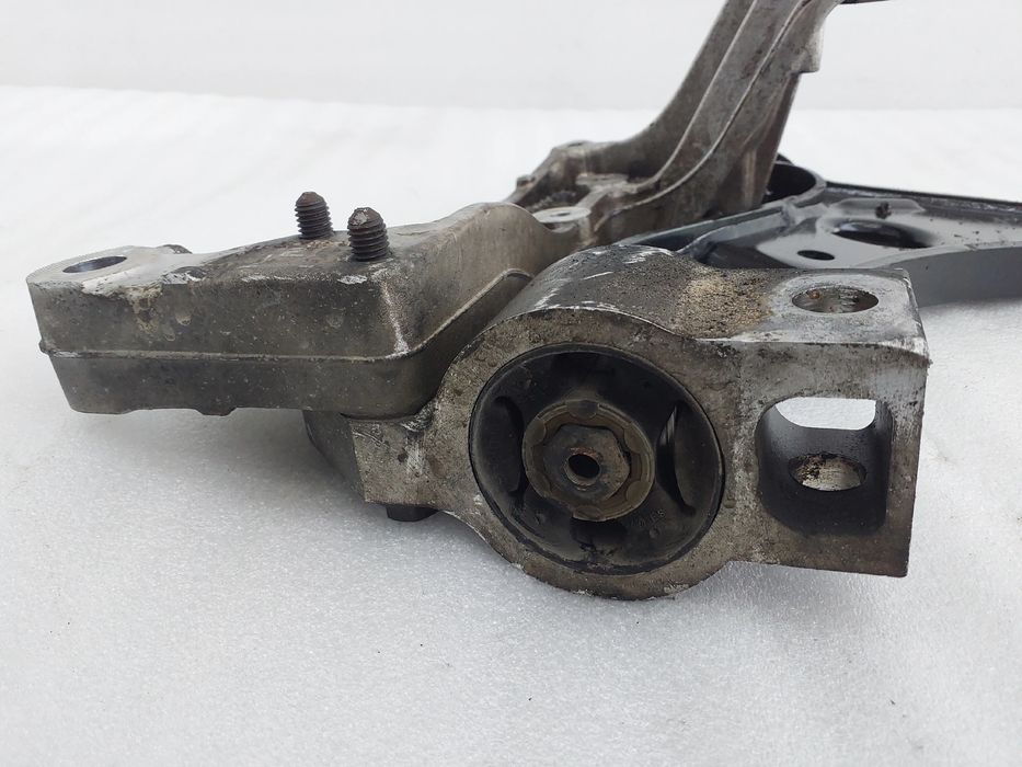 Braço de suspensão frente direito VOLKSWAGEN Golf V (1K1)