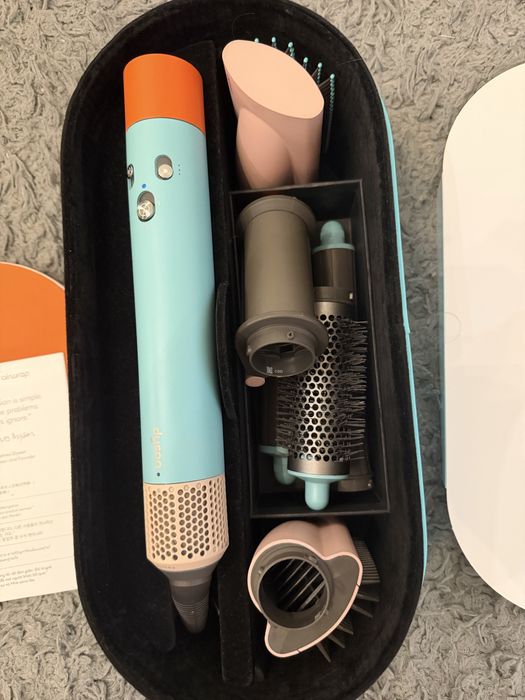 Продам Dyson Tiffany long airwrap