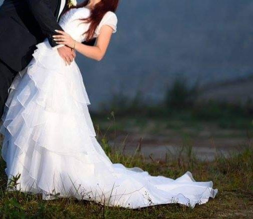 Suknia ślubna biała