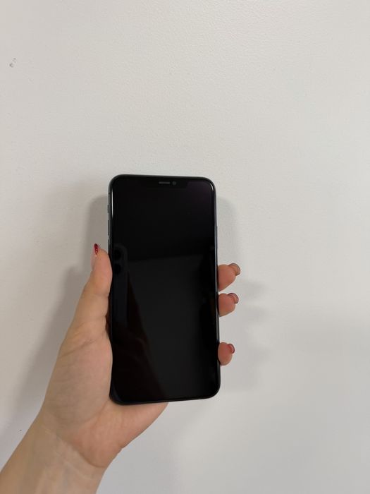 iPhone 11 Pro Max 256GB зелений + чохли у подарунок