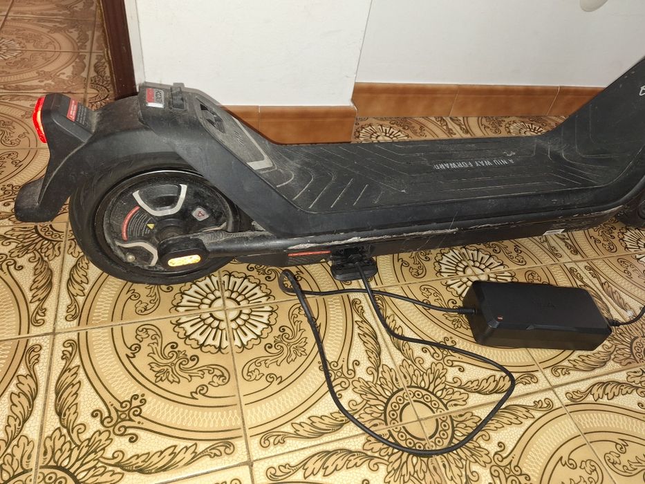 Trotinete NYU KQI3 PRO