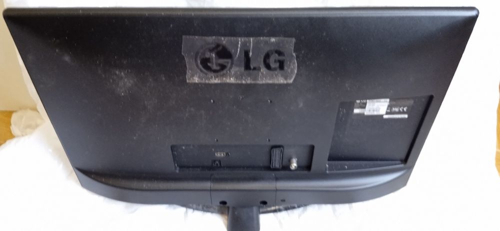 TV LG 24pol nunca utilizada