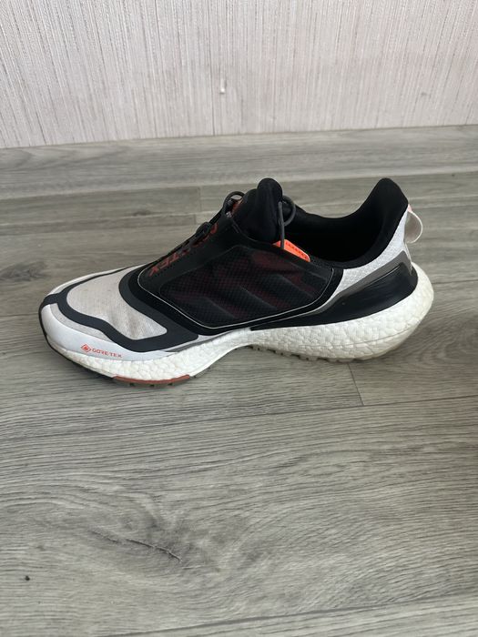 Adidas Ultraboost 22 Gore-Tex