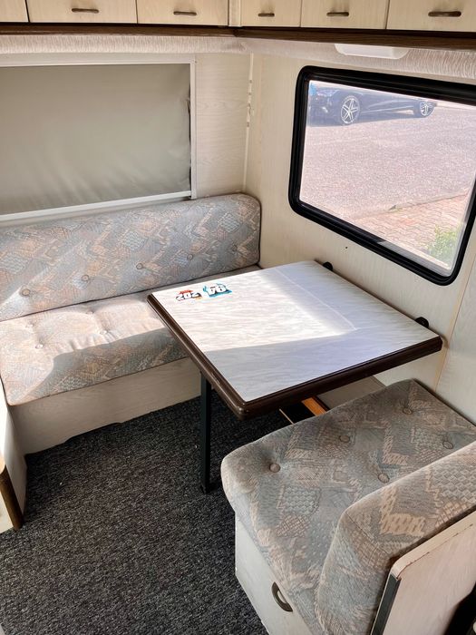 Caravana Hobby 370 Classic