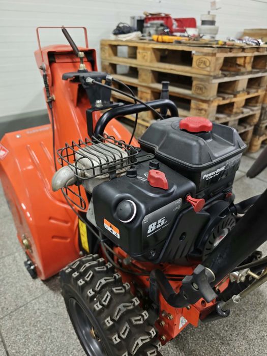 Odśnieżarka spalinowa Husqvarna ST 224 (8.5 KM)