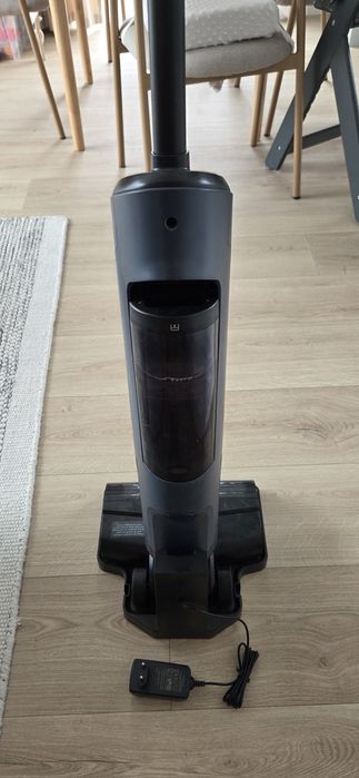 Odkurzacz pionowy myjący  Electrolux EW81U3DB Aqua Ultimate 800 Wet&Dry