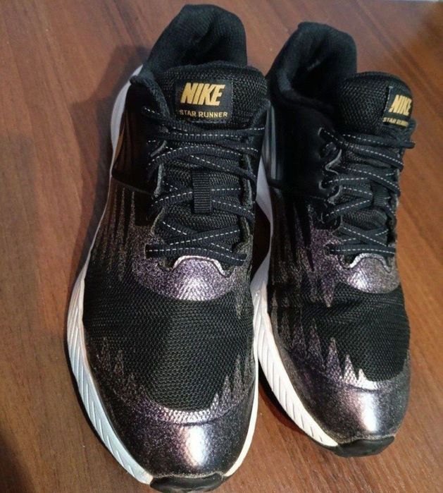 Кросівки Nike розмір 38.5