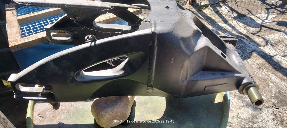 Braço oscilante Suzuki GSXR k6