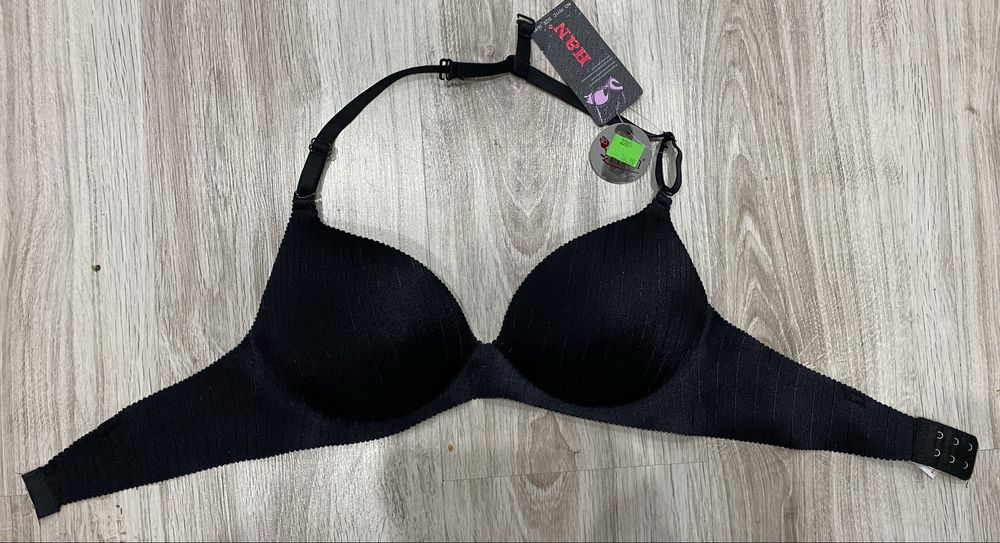 Nowy czarny biustonosz 75b push up