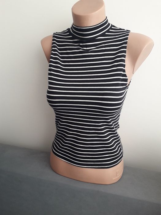 Bluzka w paski crop top