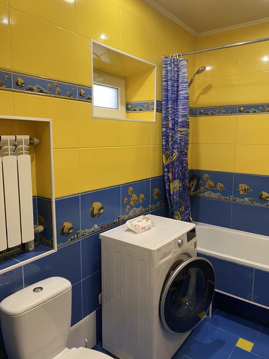 Продаютя полдома с хорошим ремонтом