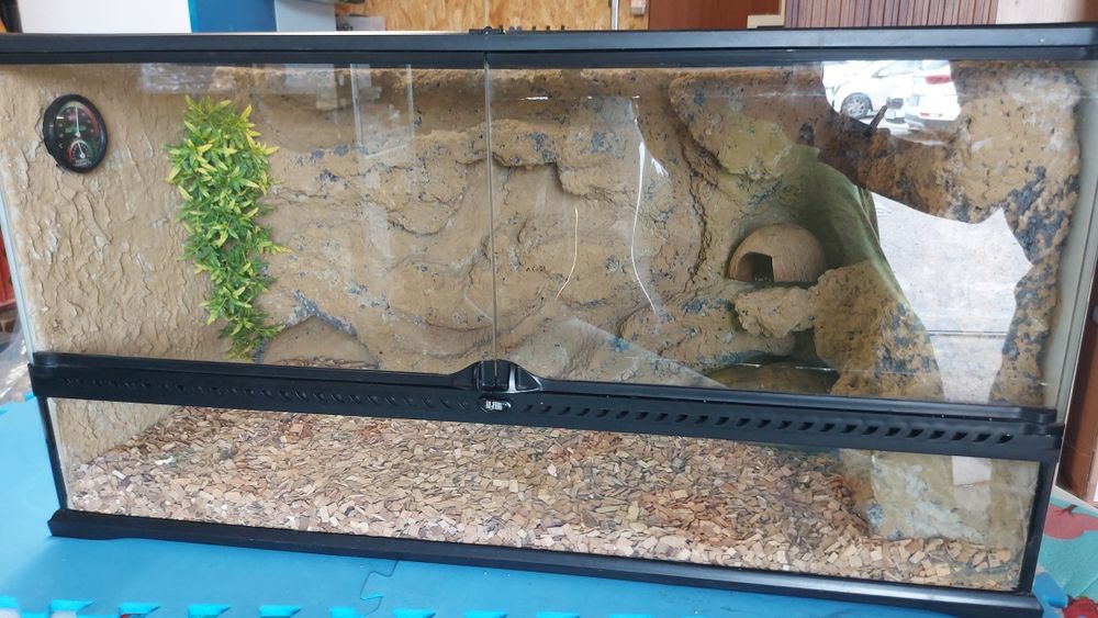 Terrarium ExoTerra 90x45x45 wyposażone