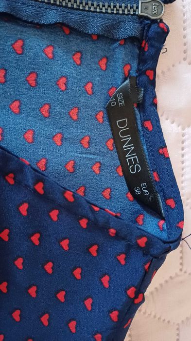 Granatowa bluzeczka DUNNES w serduszka r. 38 (M)