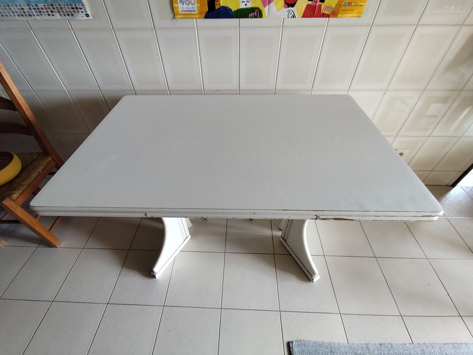 Mesa de jantar extensível