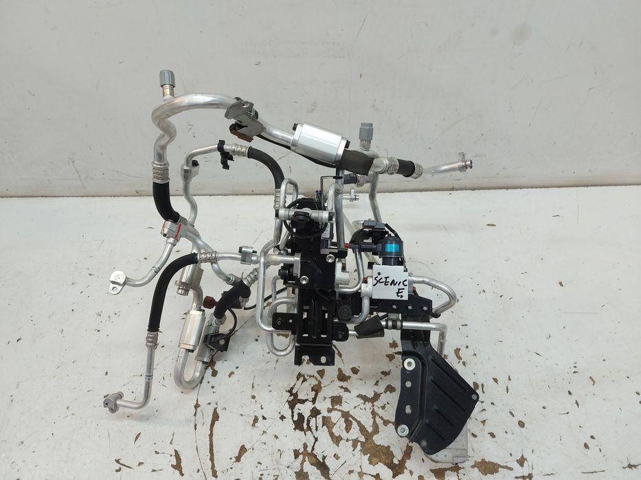 RENAULT Scenic E-Tech V 5 Przewody klimatyzacji 924885MZ1A