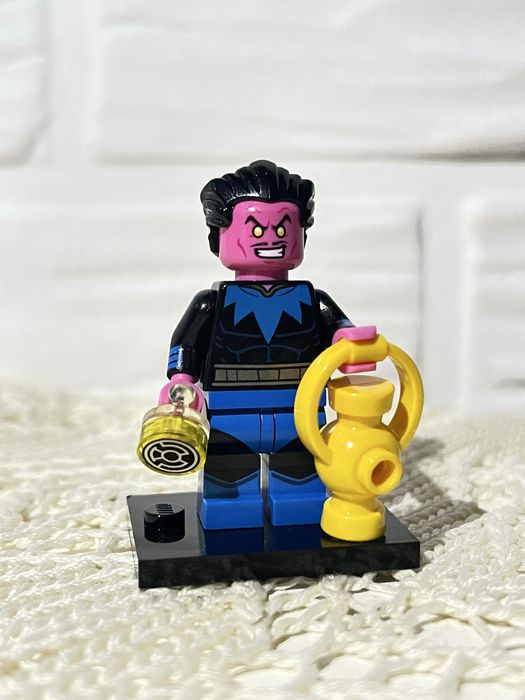 Lego Sinestro, DC Super Heroes Minifigures